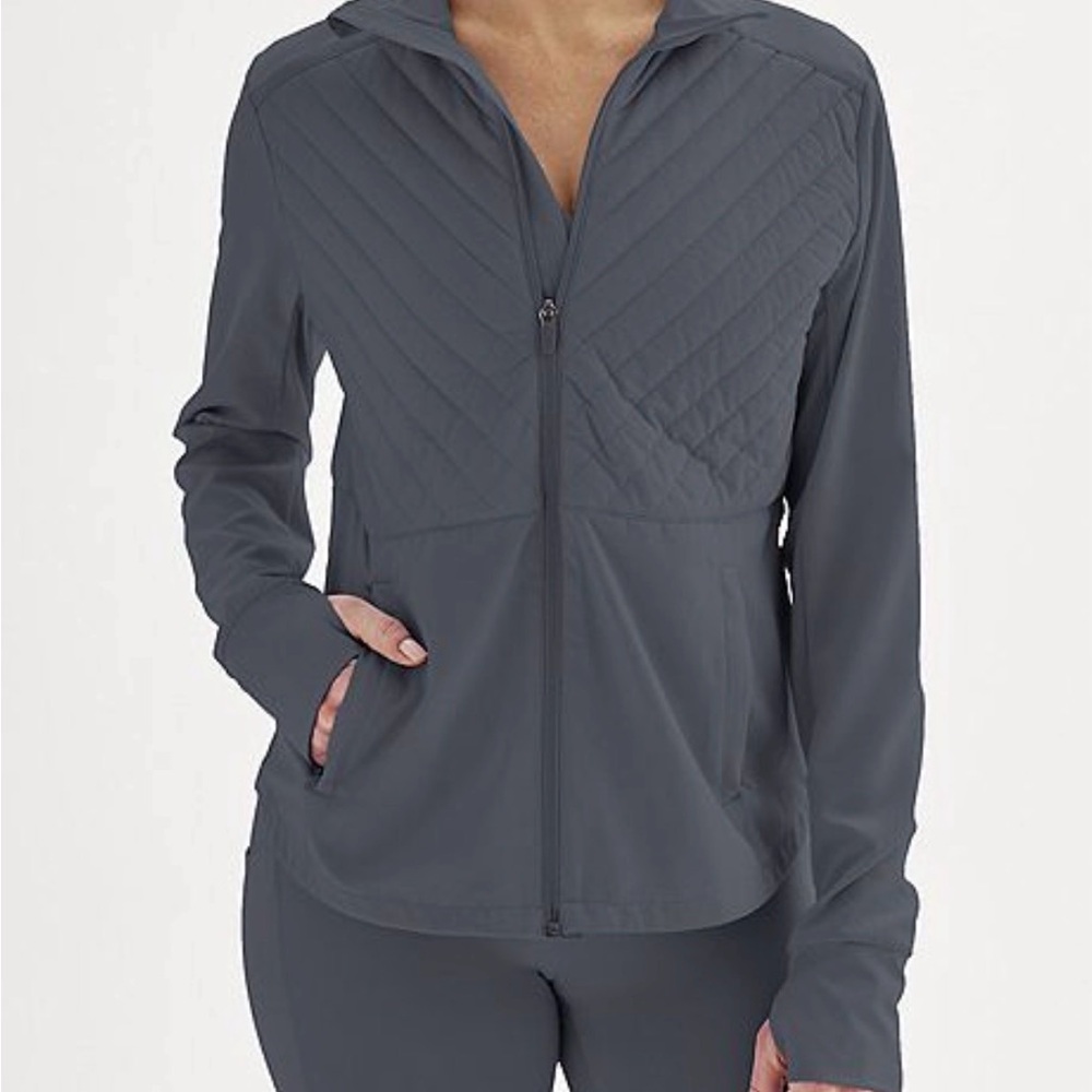 Women’s Tek Gear mixed media Gray Quilted Jacket with Zip Front